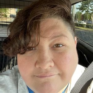 Meet your Posher, Lesley